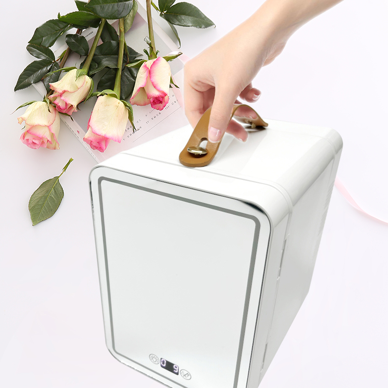 Mini-réfrigérateur portable 4L - Beauty Makeup Fridge avis et prix
