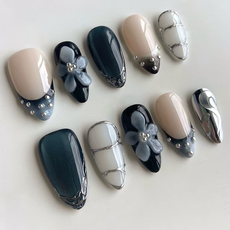 24 faux ongles longs en amande - Nail Extension Tips avis et prix