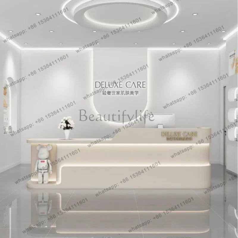 Bureau de Maquillage LJY, pupi - Beauty Makeup Institute avis et prix